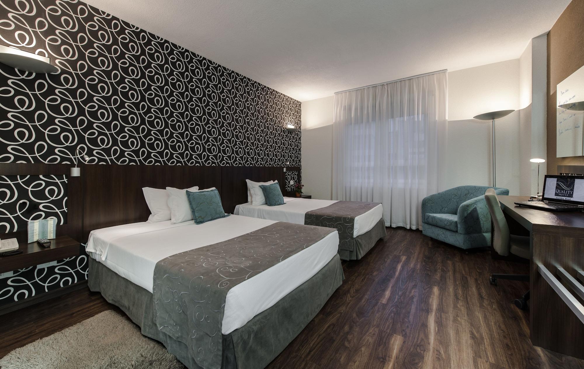 Quality Hotel Κουριτίμπα Εξωτερικό φωτογραφία