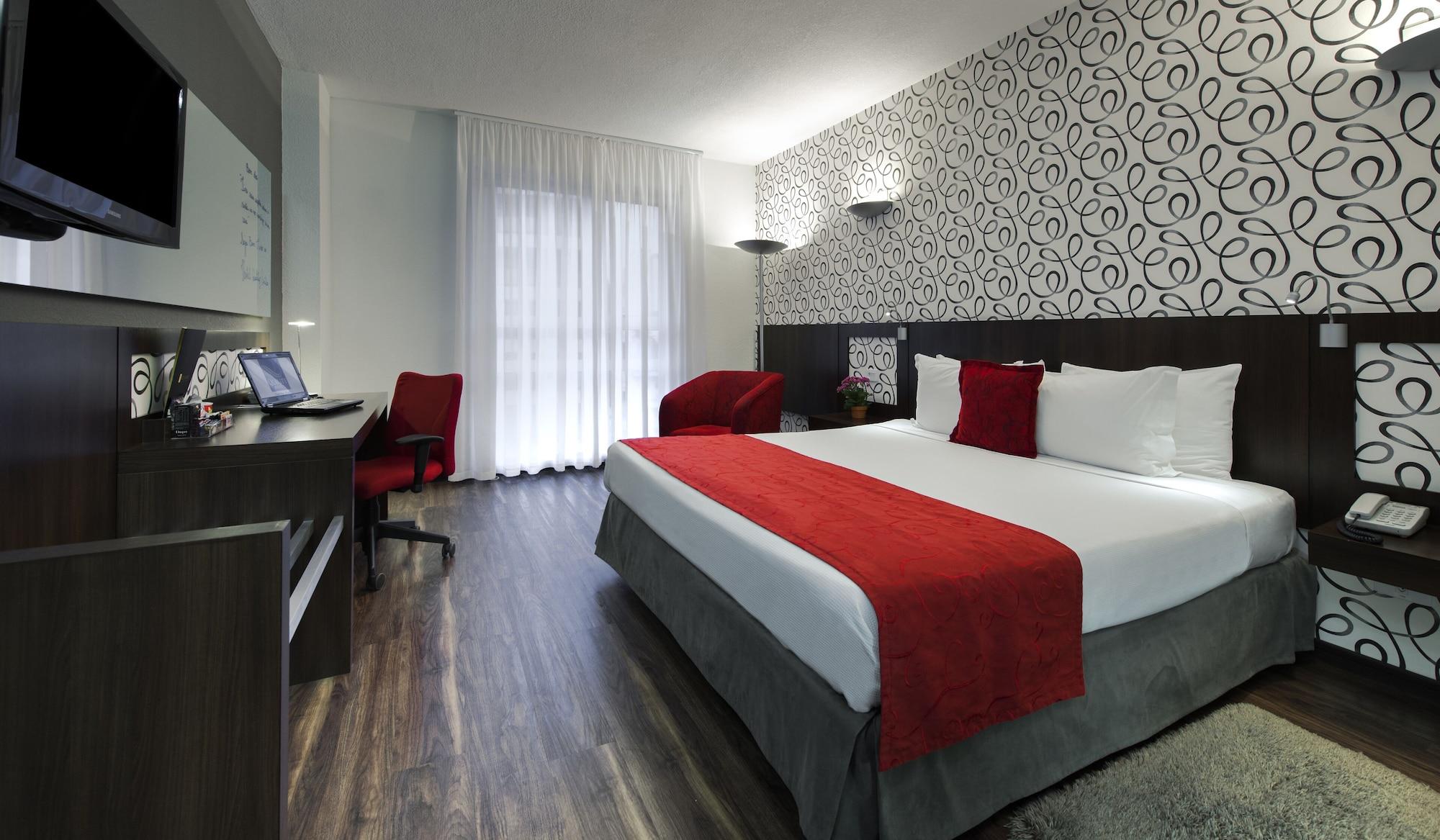 Quality Hotel Κουριτίμπα Εξωτερικό φωτογραφία