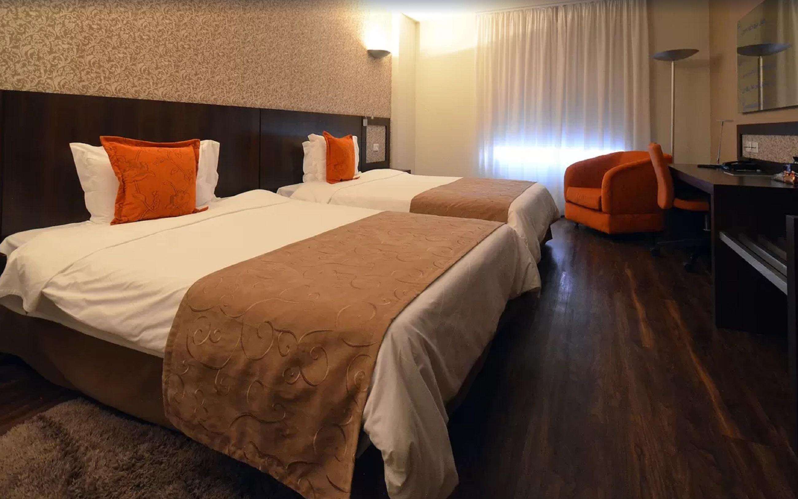 Quality Hotel Κουριτίμπα Εξωτερικό φωτογραφία