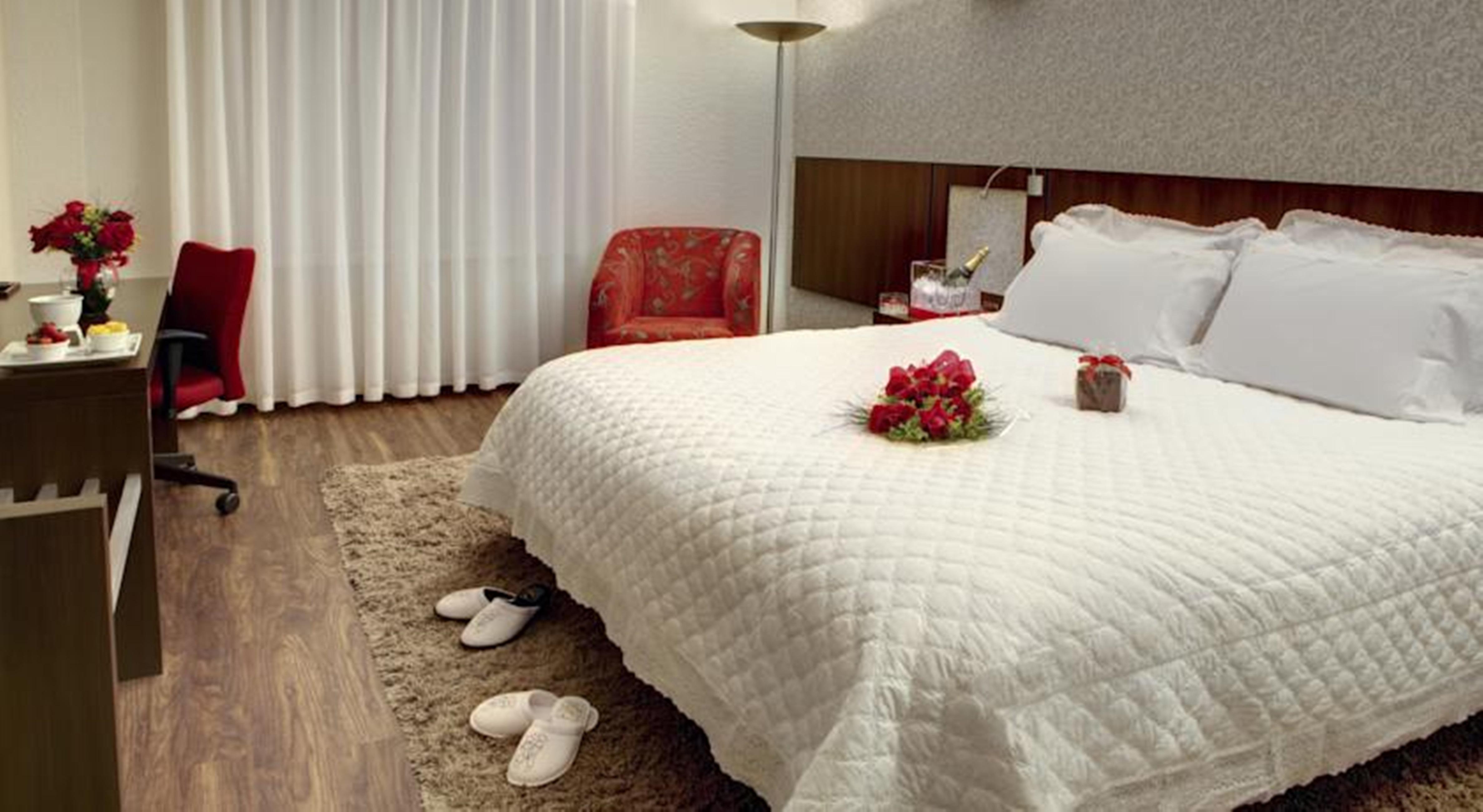 Quality Hotel Κουριτίμπα Εξωτερικό φωτογραφία