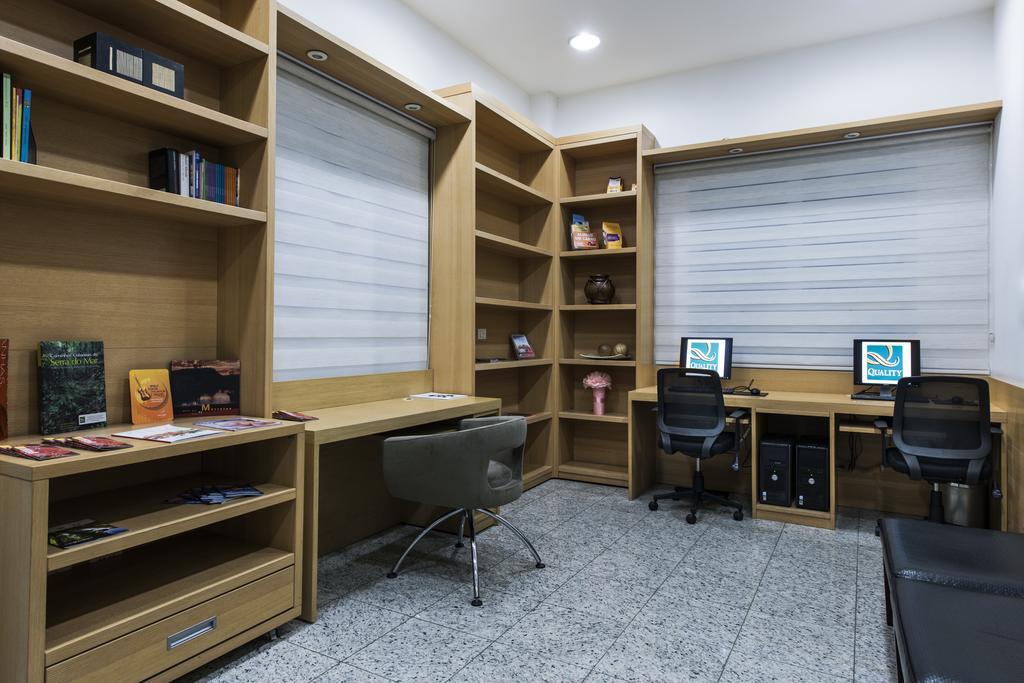 Quality Hotel Κουριτίμπα Εξωτερικό φωτογραφία